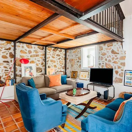 Casalinho De Bicesse Holiday home Alcabideche