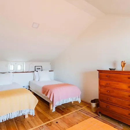 Casalinho De Bicesse 4* アルカビデシェ
